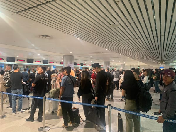 越南機場的付費快速通關：一個其他國家很少見、卻能在 Klook 上買到的服務