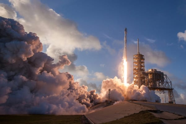 VinSpace 簽下 SpaceX 發射合約，首批衛星預定 2027 年升空